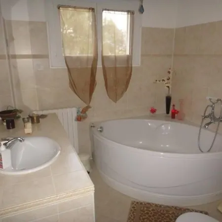 Villa 8 Personnes Piscine Location Estivale Aa Villa Afa
